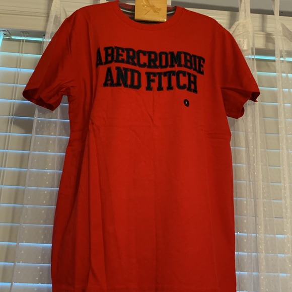 Vintage Abercrombie & Fitch Super Soft Red LogoTee - Picture 4 of 10